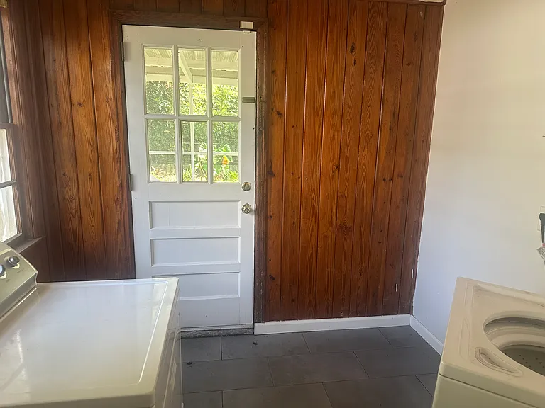 3052 Kendale Dr — Photo 12