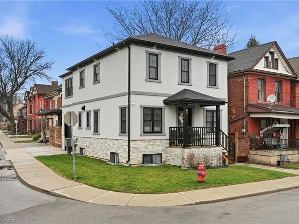 109 Ray St N, Hamilton, ON L8R 2Y1