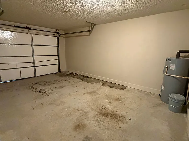 101 Talbot Ct — Photo 38