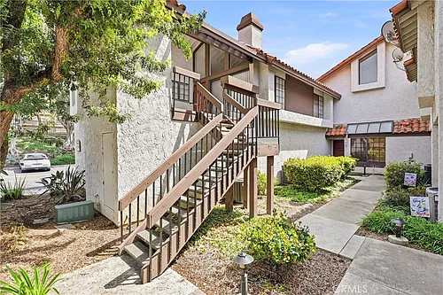 302 Maui Dr Photo 1
