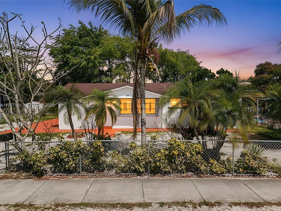 1st image of 15611 SW 296th St