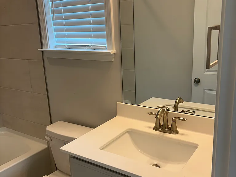Room 2 attached bathroom
