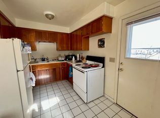 822 Mayfair Ave APT 2, Madison, WI 53714