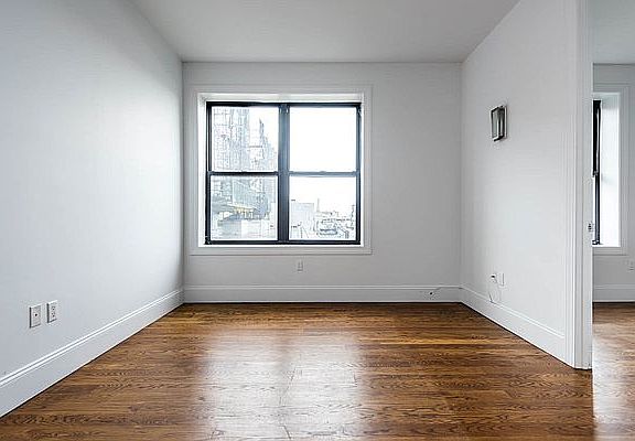 5th image of 1635-1641 Putnam Ave #5H