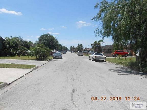 2nd image of 2522 El Portal St