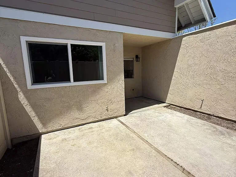 90 Elksford Ave #1 — Photo 11