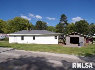 615 Patterson, New Boston, IL 61272