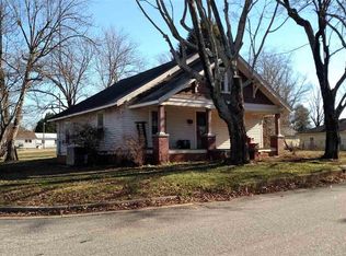 1242 14th St NE, Hickory, NC 28601