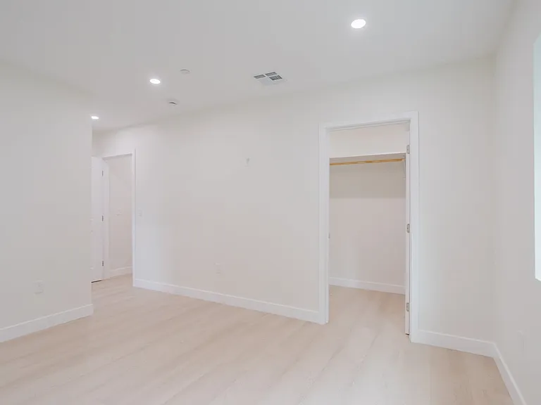 5740 N Beck Ave — Photo 22