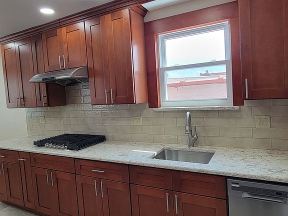 4th image of 31-48 44th St #3F