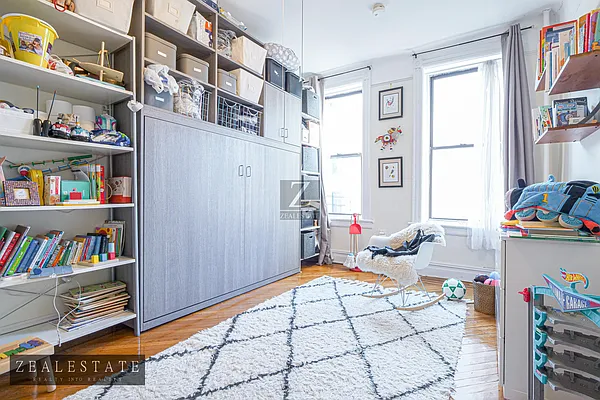 Rented by ZealEstate Group Inc | media 30