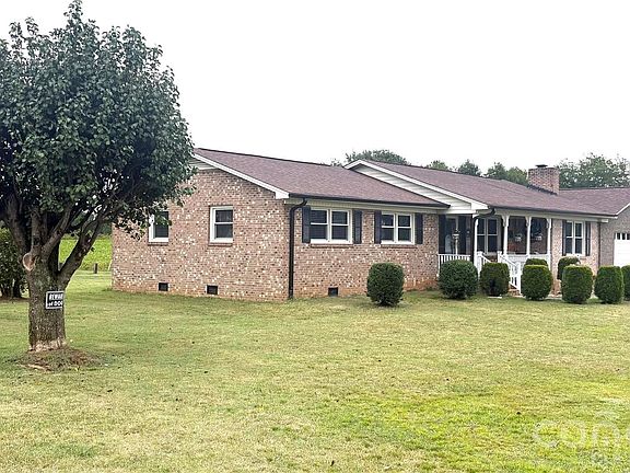 2nd image of 312 Old Belwood Rd