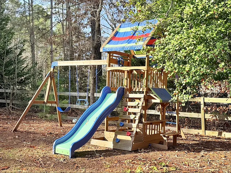 1216 Dorleath Ct — Photo 48