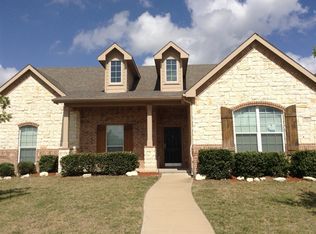 223 Quail Run Rd, Red Oak, TX 75154