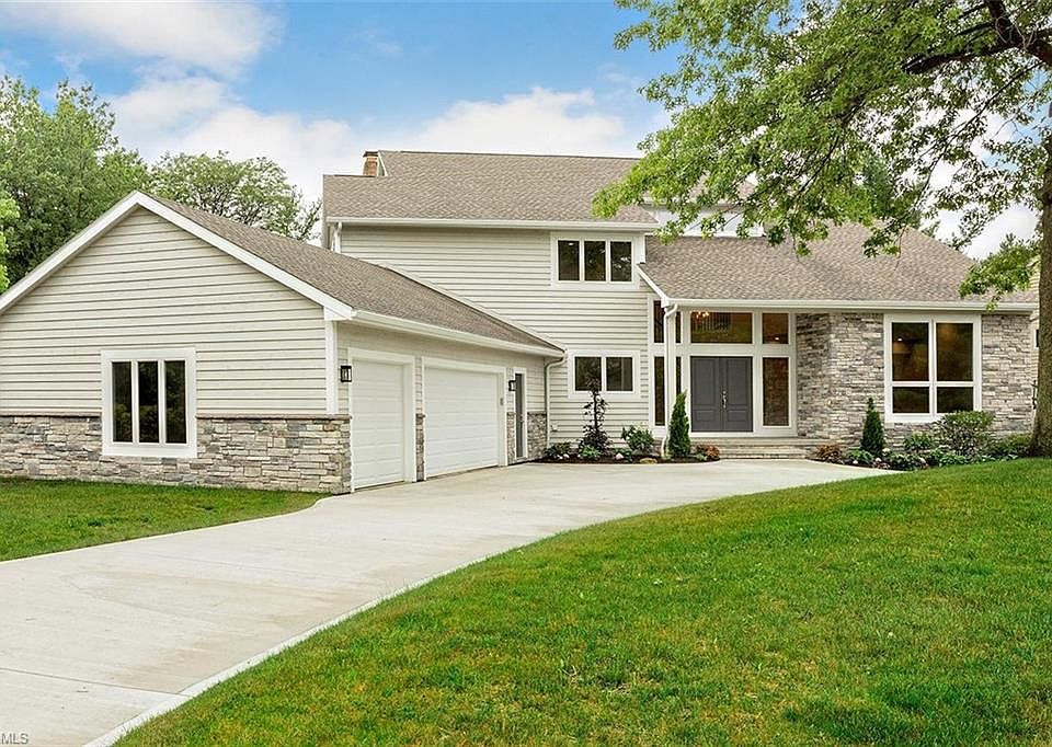 1st image of 140 Jackson Dr