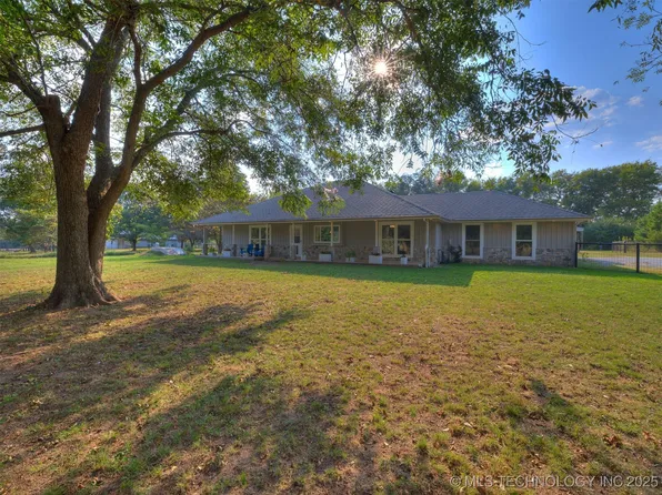 74343 S 320th Rd, Wagoner, OK 74467