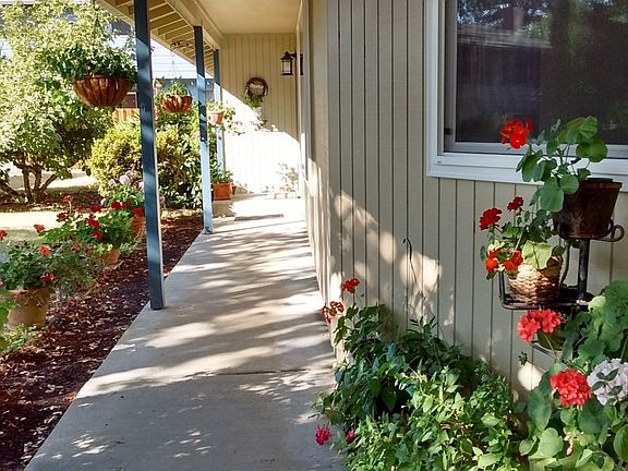 Front Walk to entry