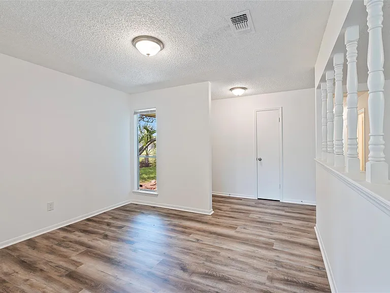 2906 Heatherwood Dr — Photo 7