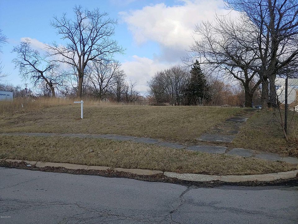 1st image of 109 Garfield Ave