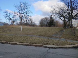 109 Garfield Ave, Benton Harbor, MI 49022