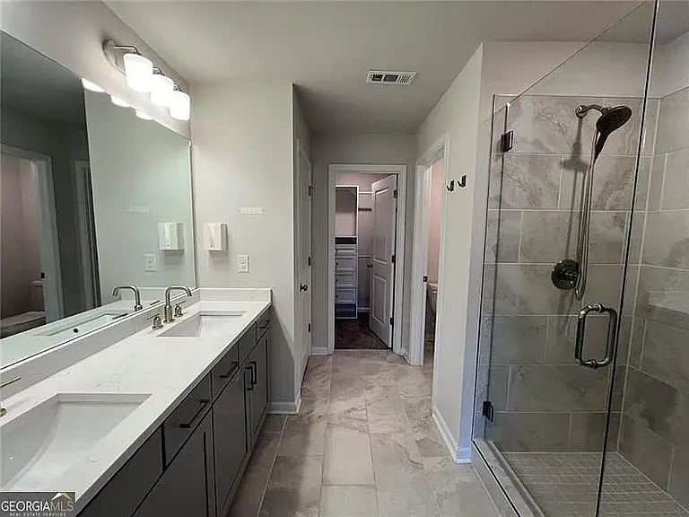 3735 Davis Cir — Photo 12