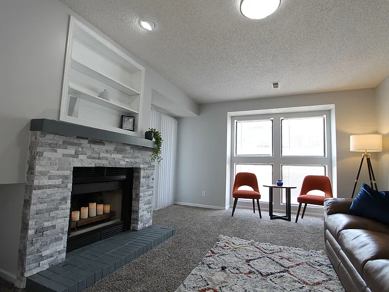 6320 S 72nd St #104 — Photo 25