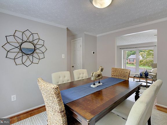 5th image of 278 Waycross Way