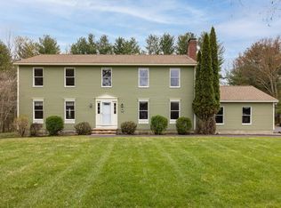 19 Surrey Ln, Durham, NH 03824