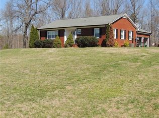2424 E Maiden Rd, Maiden, NC 28650
