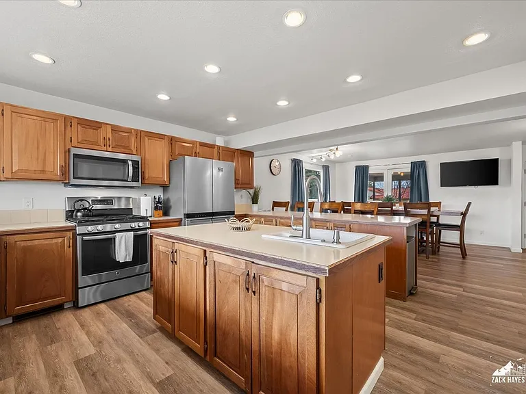 324 E Manor Ave — Photo 35