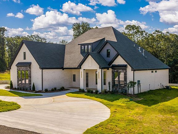 2nd image of 120 Highland Dr