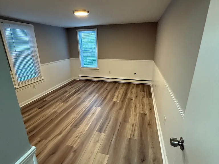 1324 W Norwegian St — Photo 6