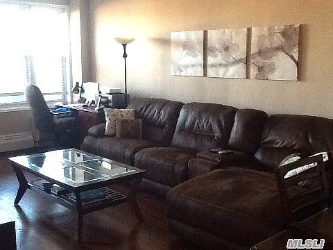 2nd image of 60 Hempstead Ave APT 3C