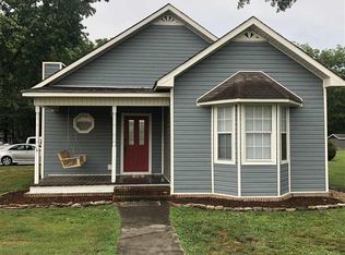 211 White St, Boaz, AL 35957