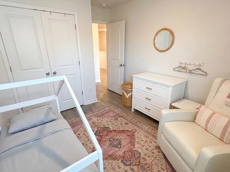 5528 Avery Dr — Photo 28