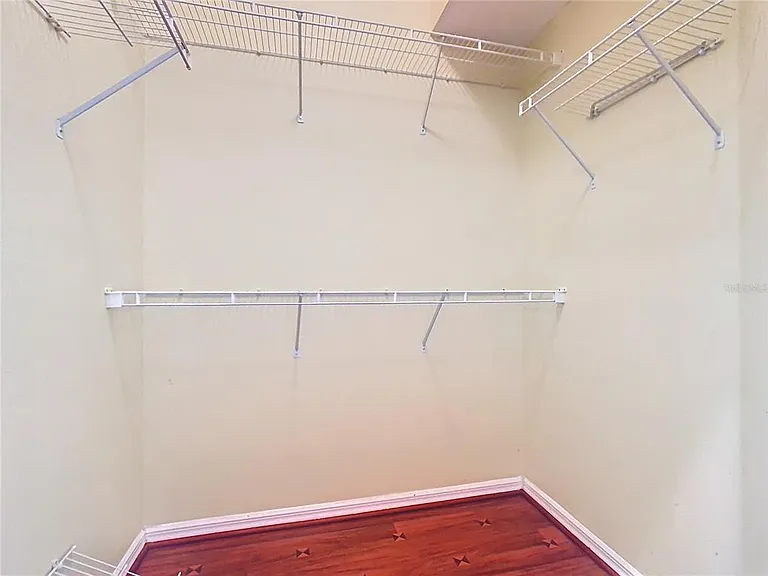 4925 Brightmour Cir — Photo 42
