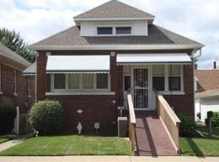 2048 Wespark Ave, Whiting, IN 46394