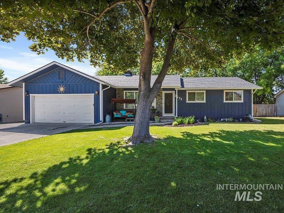 1st image of 2272 Castle Dr