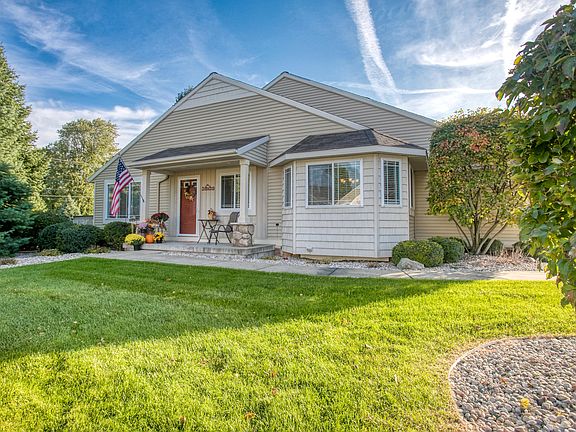 3rd image of 2965 Pebblestone Dr #7
