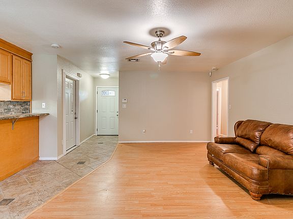 5th image of 21213 SE 134th St