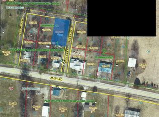 Corner Of Murphy And Reeves, Burnt Prairie, IL 62820