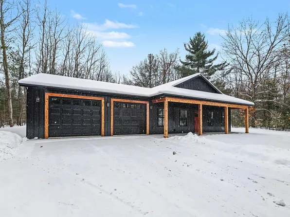 10262 S Sheridan Rd, Fenwick, MI 48834