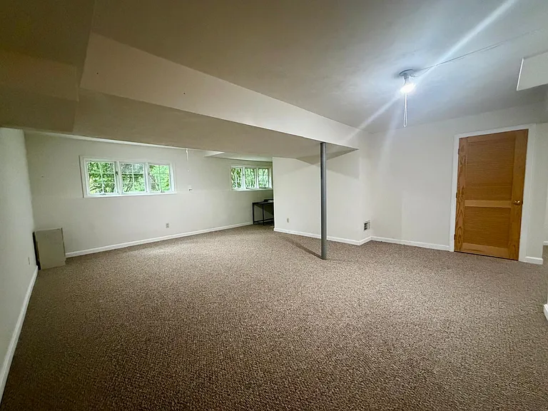 4 Turnbridge Ln — Photo 18
