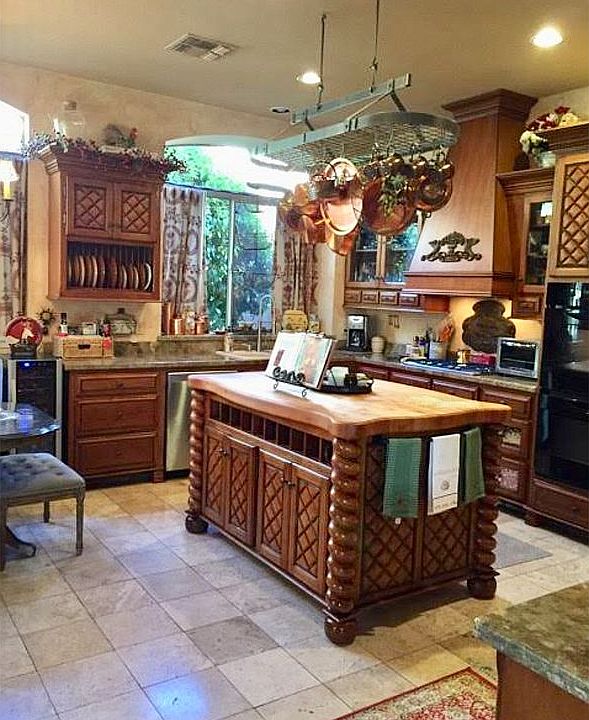 Custom kitchen 