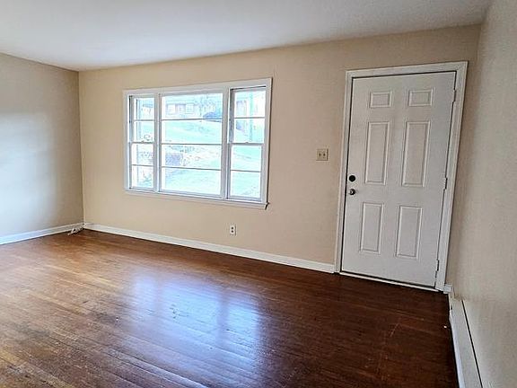 3rd image of 1266 Westover Dr