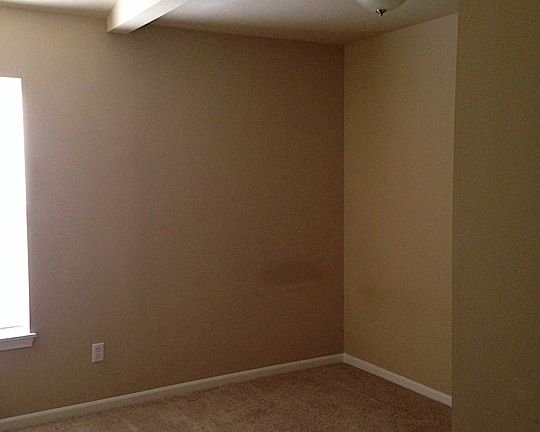 5th image of 918 Keenan Ct