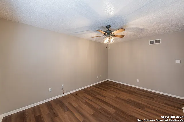 554 Dukeway #1 — Photo 22