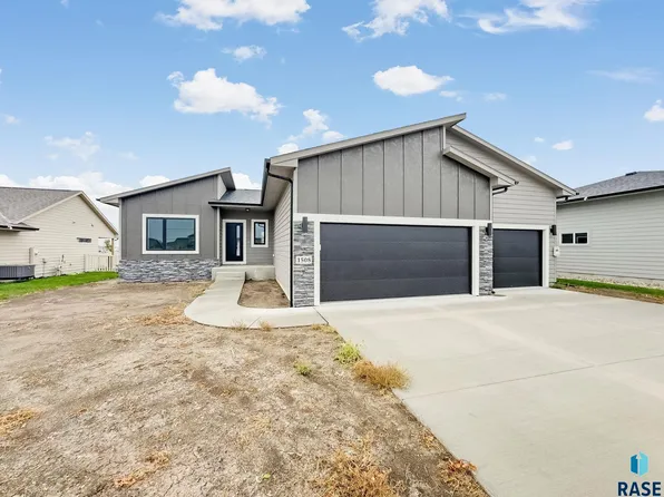 1508 S Kathryn Ave, Sioux Falls, SD 57106