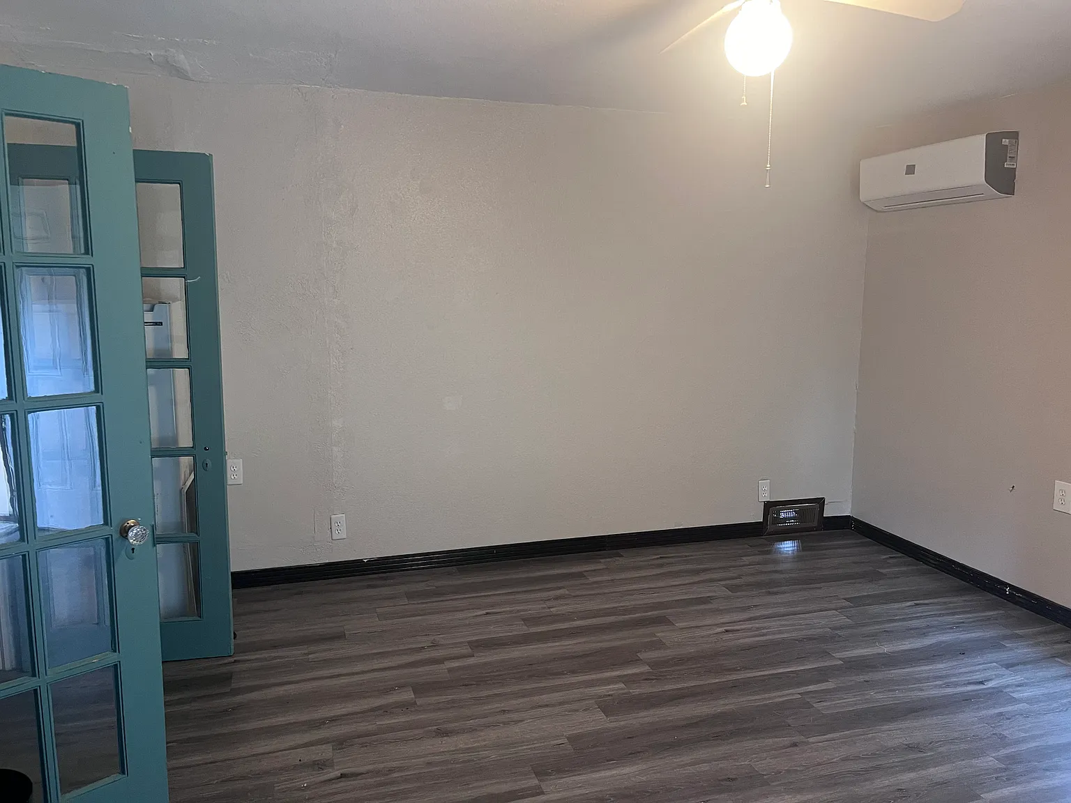 1 bed, 735 sqft, $700 — Photo 4