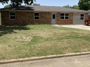 704 N Sharp St, Perkins, OK 74059